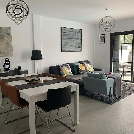 Modern Villa With Sea Views Коста-Тегісе Екстер'єр фото