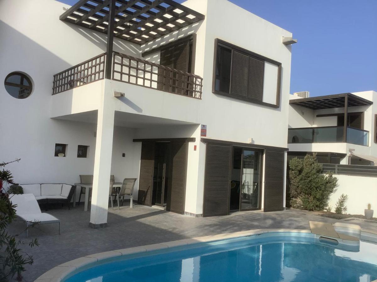 Modern Villa With Sea Views Коста-Тегісе Екстер'єр фото