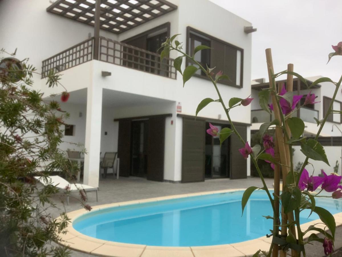 Modern Villa With Sea Views Коста-Тегісе Екстер'єр фото